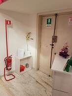 Chain Vatican Suites