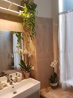 Chain Vatican Suites