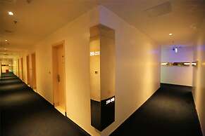 Colour Inn Shenzhen Dongmen Branch