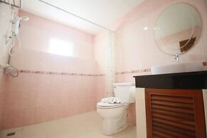 Pintree Service Apartment Pattaya