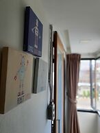 Journey Hostel Suratthani