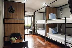 Journey Hostel Suratthani