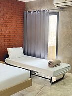 Journey Hostel Suratthani