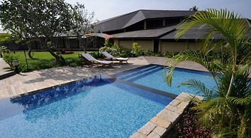 Bay Of Bengal Resort