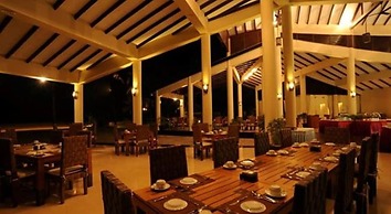 Bay Of Bengal Resort