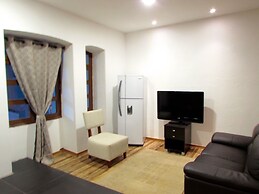 San Blas House & Suites
