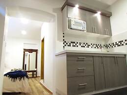 San Blas House & Suites