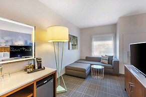 Cambria Hotel LAX