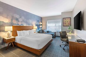 Cambria Hotel LAX