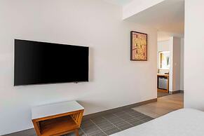 Cambria Hotel LAX