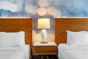 Cambria Hotel LAX
