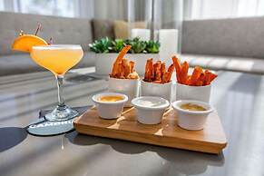 Cambria Hotel LAX