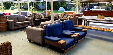 Happy Apple Backpackers