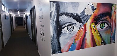 Happy Apple Backpackers