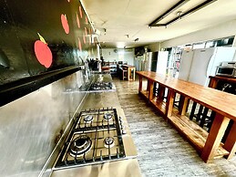 Happy Apple Backpackers