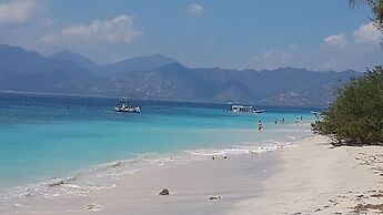 Kura Kura Beach Resort