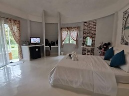 Khun Khao Tamnan Prai Resort