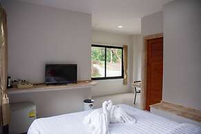 Khun Khao Tamnan Prai Resort