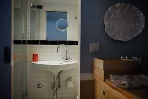 CASA AMORA Studio Apartments