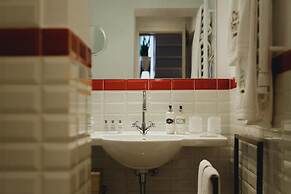 CASA AMORA Studio Apartments