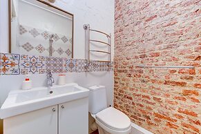 Avrora apartments Pochtamtskaya 10