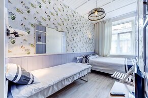 Avrora apartments Pochtamtskaya 10