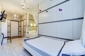 Avrora apartments Pochtamtskaya 10