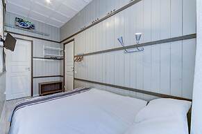Avrora apartments Pochtamtskaya 10