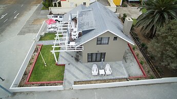Swakopmund Sands Hotel & Cottage
