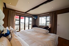 Swakopmund Sands Hotel & Cottage