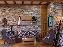 Pirin Golf & Country Club Apartment Complex