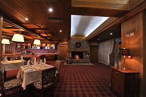 Pirin Golf & Country Club Apartment Complex