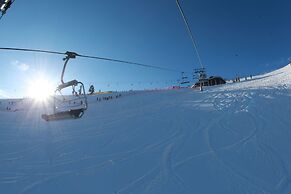 Pirin Golf & Country Club Apartment Complex