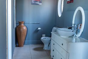 268 On Ridge Guesthouse