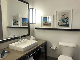 SunCoast Park Hotel Anaheim Resort, Tapestry by Hilton