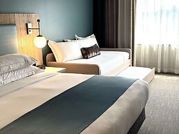 SunCoast Park Hotel Anaheim Resort, Tapestry by Hilton