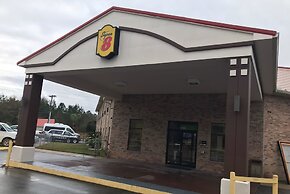 Super 8 by Wyndham Pascagoula