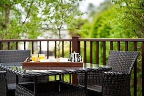 Elite Venue Selection Felbridge - Gatwick