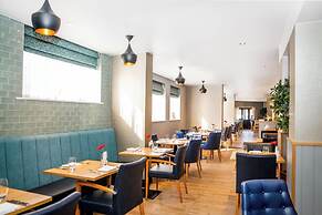 Elite Venue Selection Felbridge - Gatwick