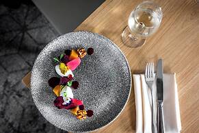 Elite Venue Selection Felbridge - Gatwick
