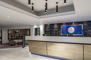 Elite Venue Selection Felbridge - Gatwick