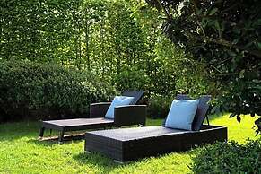 Elite Venue Selection Felbridge - Gatwick