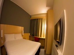 ibis Catalao