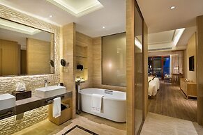 Wyndham Grand Plaza Royale Wenchang