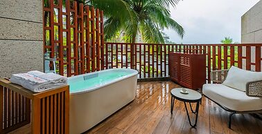 Wyndham Grand Plaza Royale Wenchang