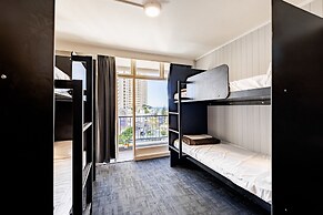 BUNK Surfers Paradise - International Backpacker Hostel