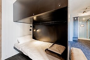 BUNK Surfers Paradise - International Backpacker Hostel