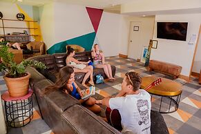 BUNK Surfers Paradise - International Backpacker Hostel