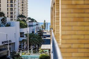 BUNK Surfers Paradise - International Backpacker Hostel