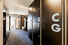 BUNK Surfers Paradise - International Backpacker Hostel